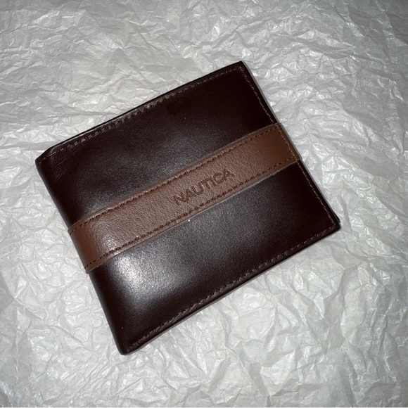 Nautica Brown Leather Wallet - Picture 1 of 6